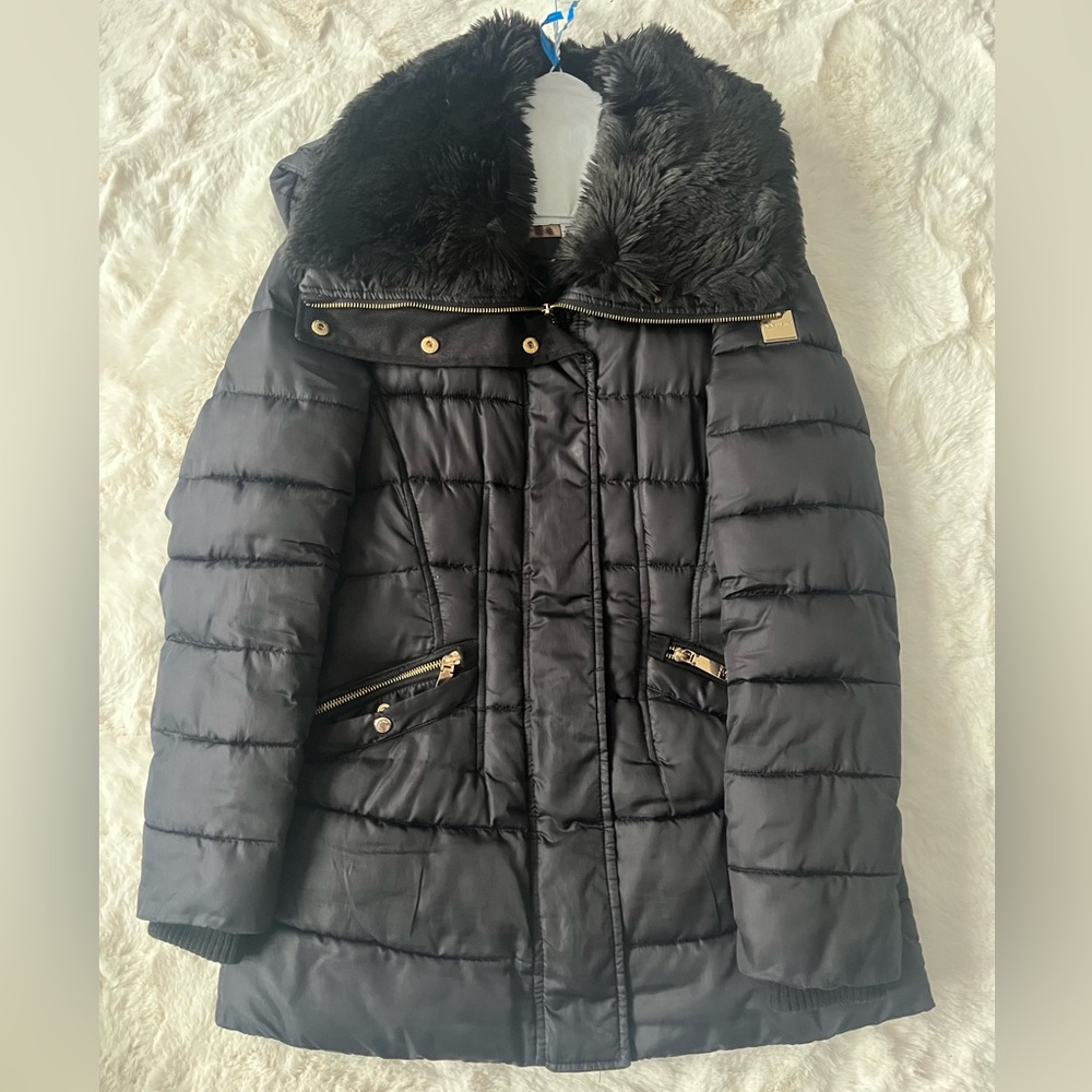 Ladies Nine West coat